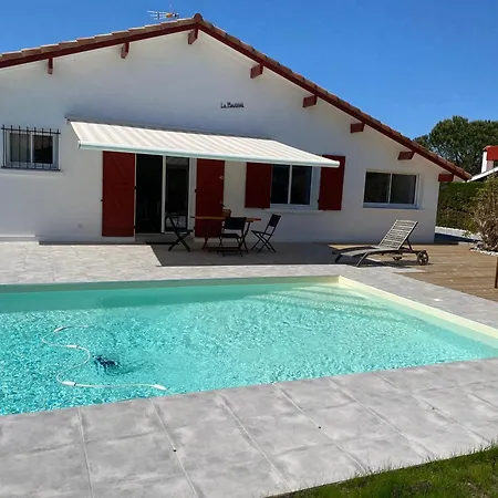 Landaise Villa